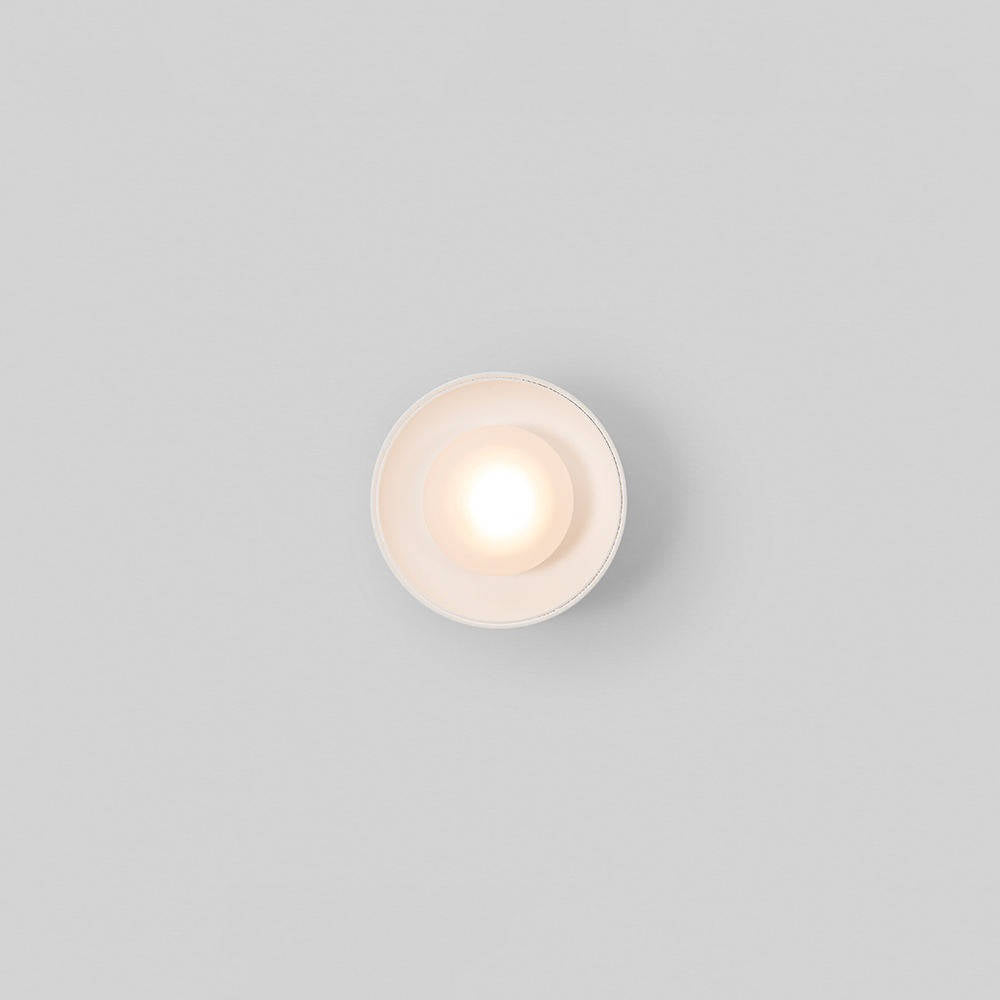 Sleek Contemporary Black Wall Light Fixture