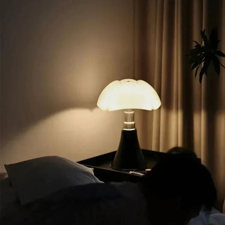 Retro Design LED Desk Lamp