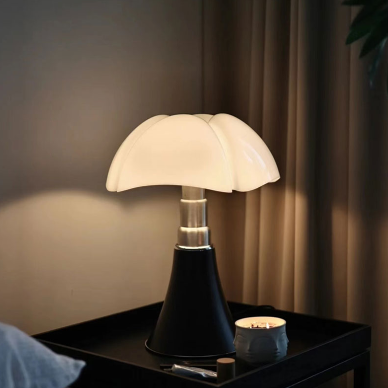 Retro Design LED Desk Lamp