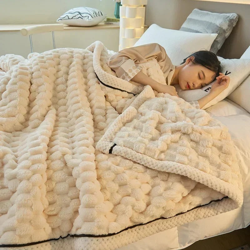 Coral Velvet Throw Blanket - Double-Layer for Fall and Winter
