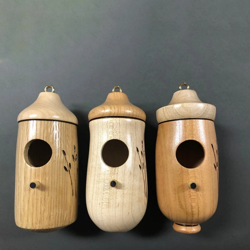 Charming Hummingbird Haven - Perfect for Nature Enthusiasts