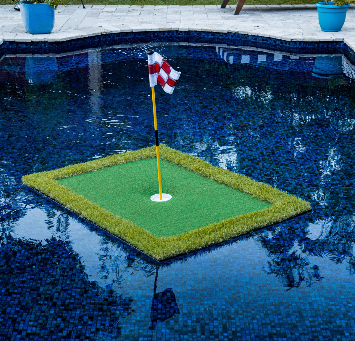 Portable Floating Golf Practice Mat with Regulation Cup