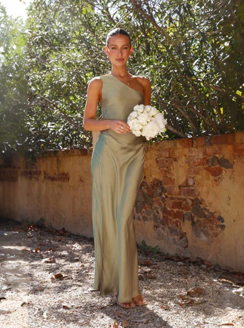 Chic Asymmetrical Dress with Alluring Slit