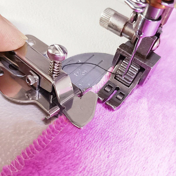 Precision Sewing Machine Foot for Effortless Stitching