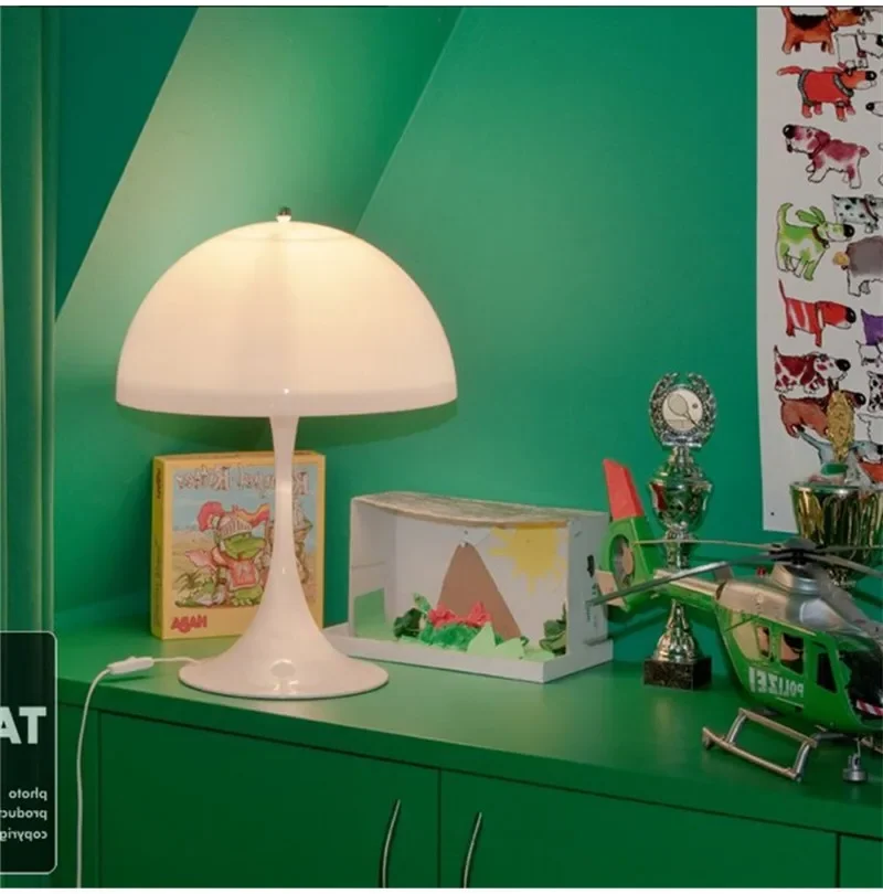 Chic Mushroom-Style Table Lamp - Perfect for Contemporary Homes