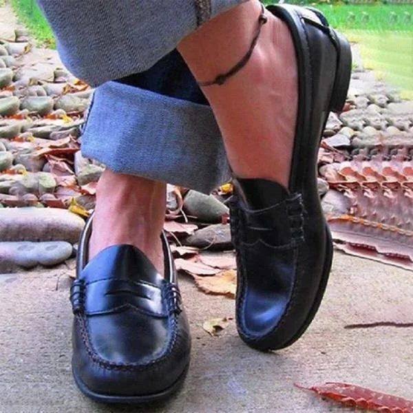 Chic Women’s Classic Low Heel Slip-On Loafers