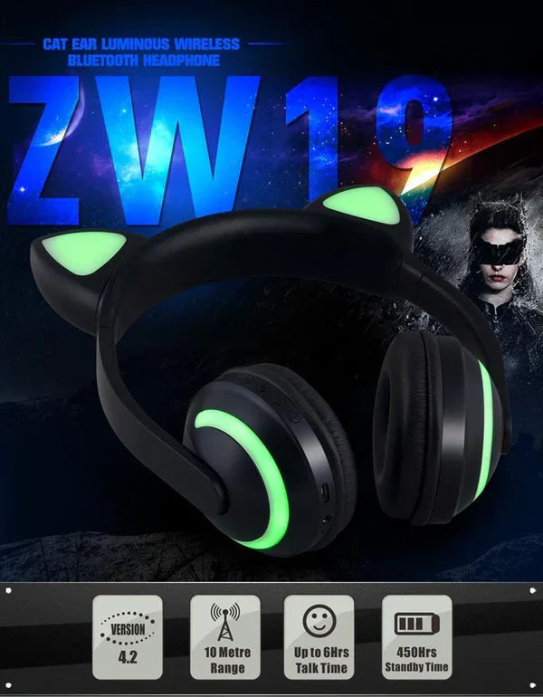 Charming Cat-Inspired Bluetooth Headphones