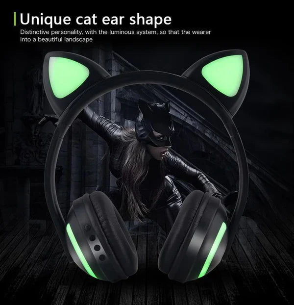 Charming Cat-Inspired Bluetooth Headphones