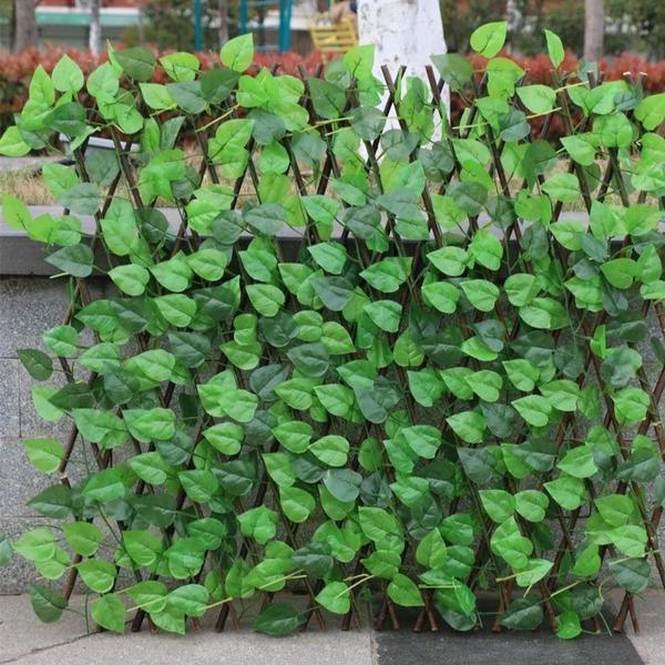 Expandable Privacy Screen with Lush Greenery