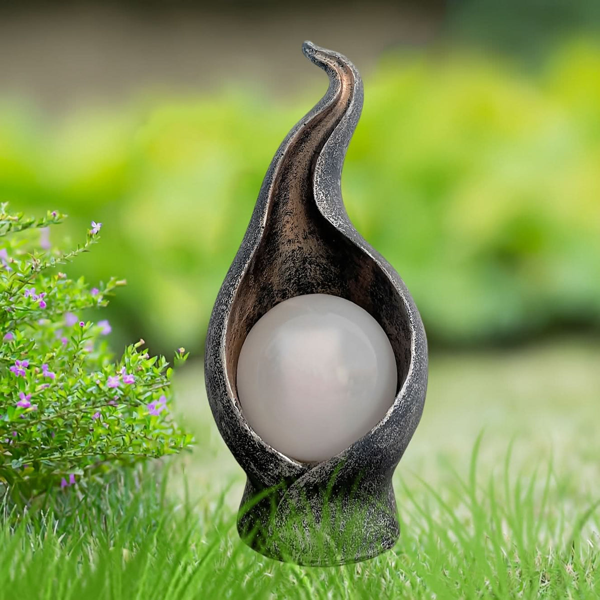 RadiantGlow – Solar-Powered Flame Garden Light