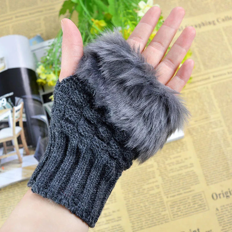 Chic Fingerless Winter Gloves with Faux Fur Trim