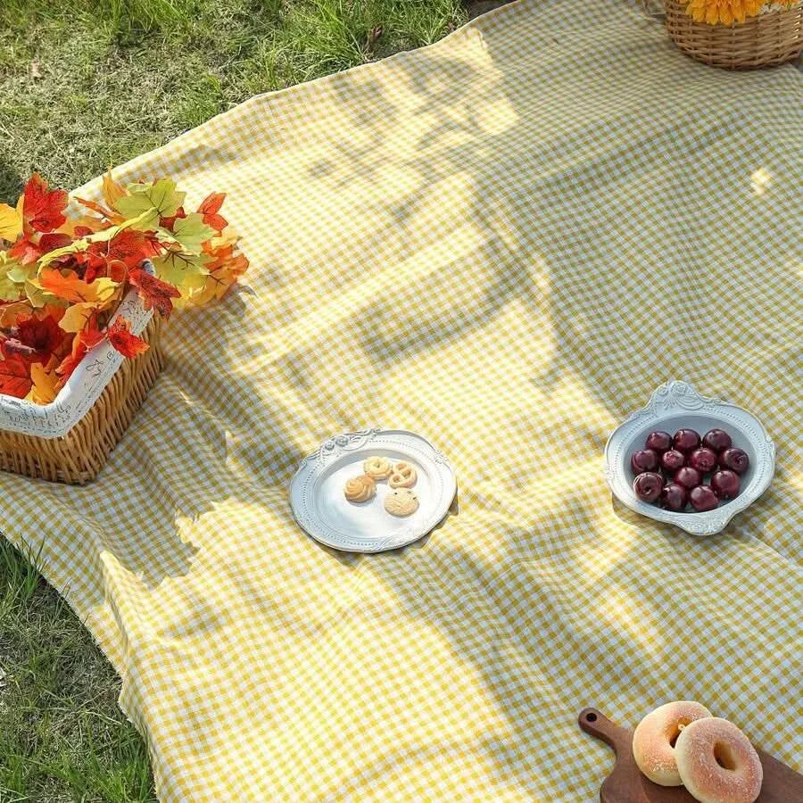 Travel-Friendly Quick-Dry Outdoor Blanket for Picnics