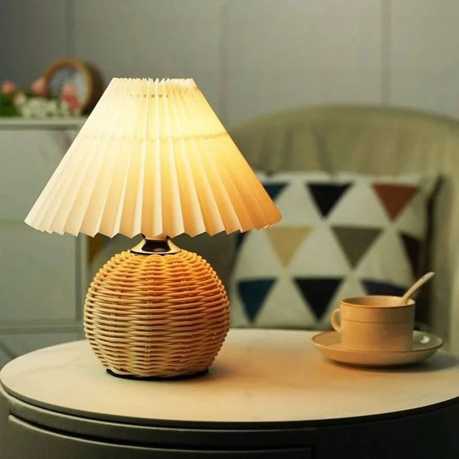 CozyGlow – USB-Powered Rattan Table Lamp for Relaxing Ambiance