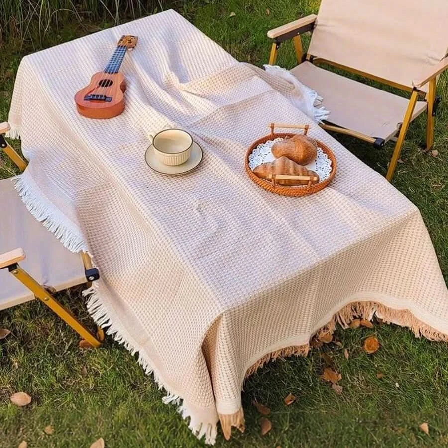 Chic Outdoor Picnic Blanket with Fringe Edging for Travel & Relaxation