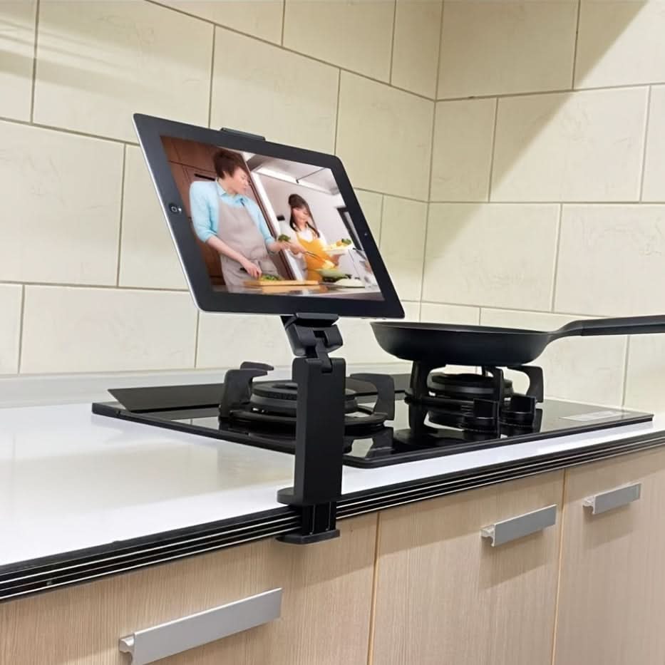 TravelMate – 360-Degree Rotating Phone Holders for Easy Viewing