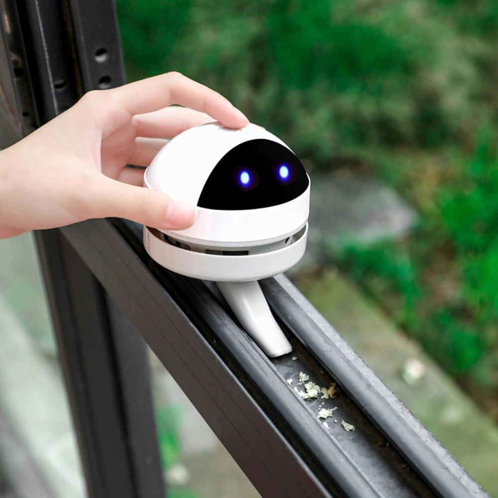 Effortless USB Mini Vacuum for Your Desk