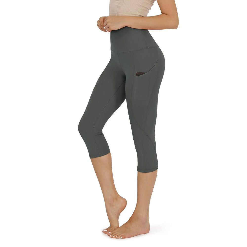 Chic Women's Capri Leggings with Pockets for Active Living