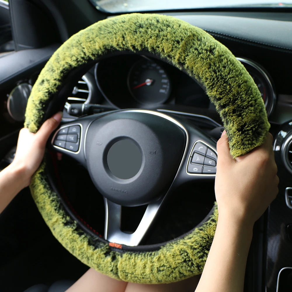 Fuzzy Comfort Steering Wheel Wrap – 15-Inch Winter Cozy Cover