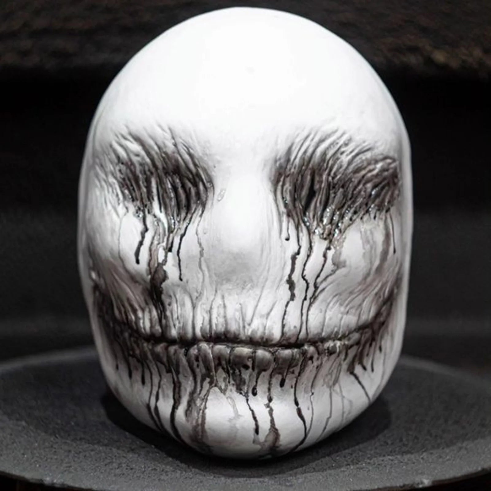 Terrifying Skull Mask for Halloween: Creepy Costume Accessory