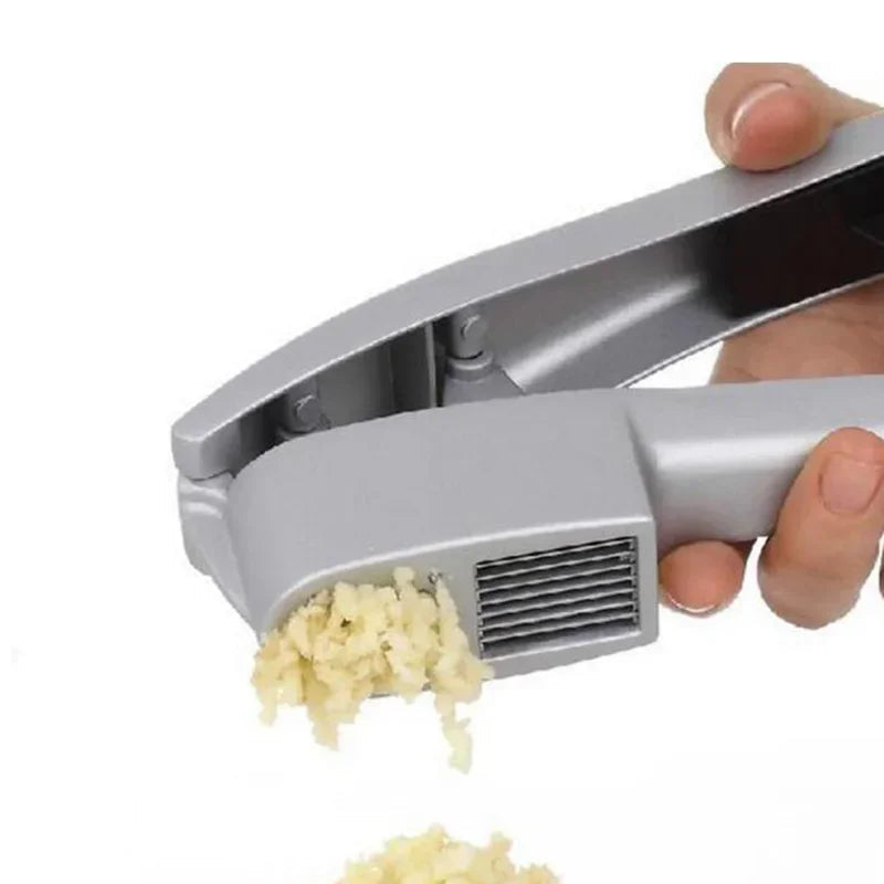 Versatile Garlic Crusher and Slicer – Premium Kitchen Essential