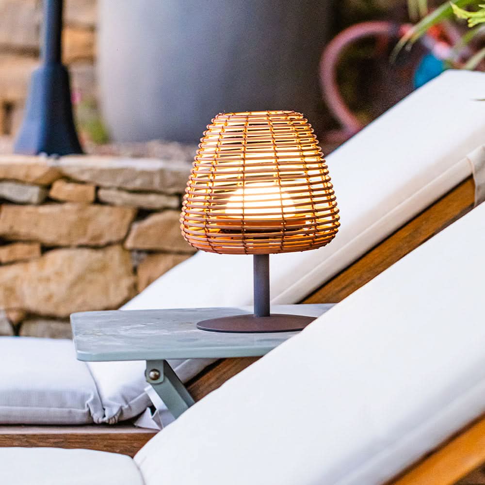 LumiGlow – Versatile LED Table Lamp for Cozy Environments