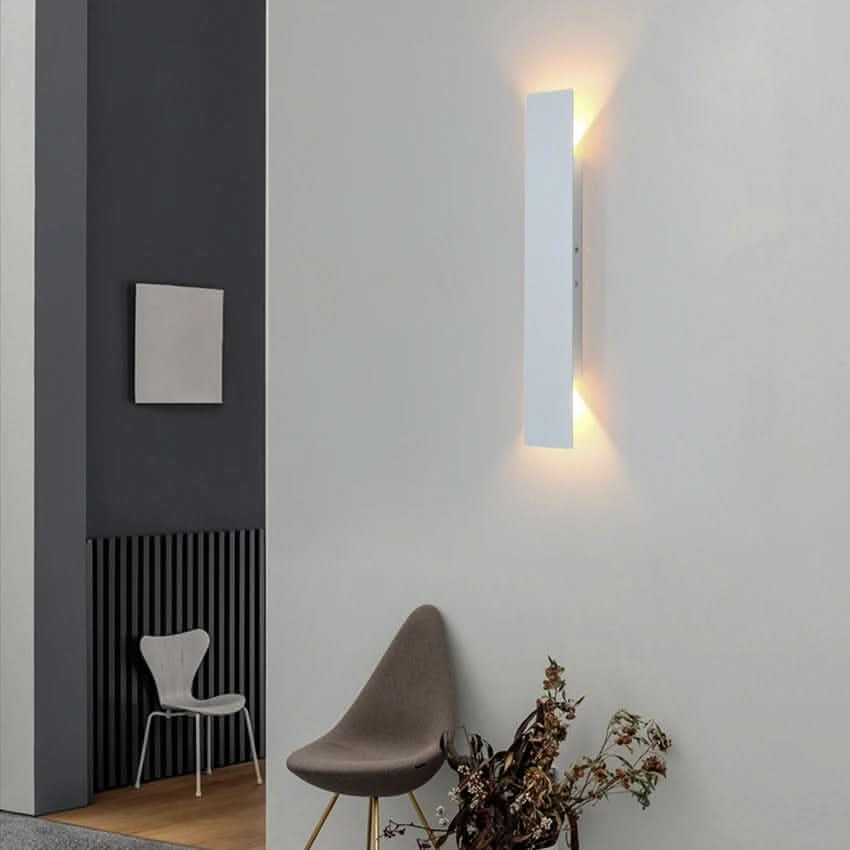 LUMINAIRE – Stylish LED Wall Light for Outdoor Spaces