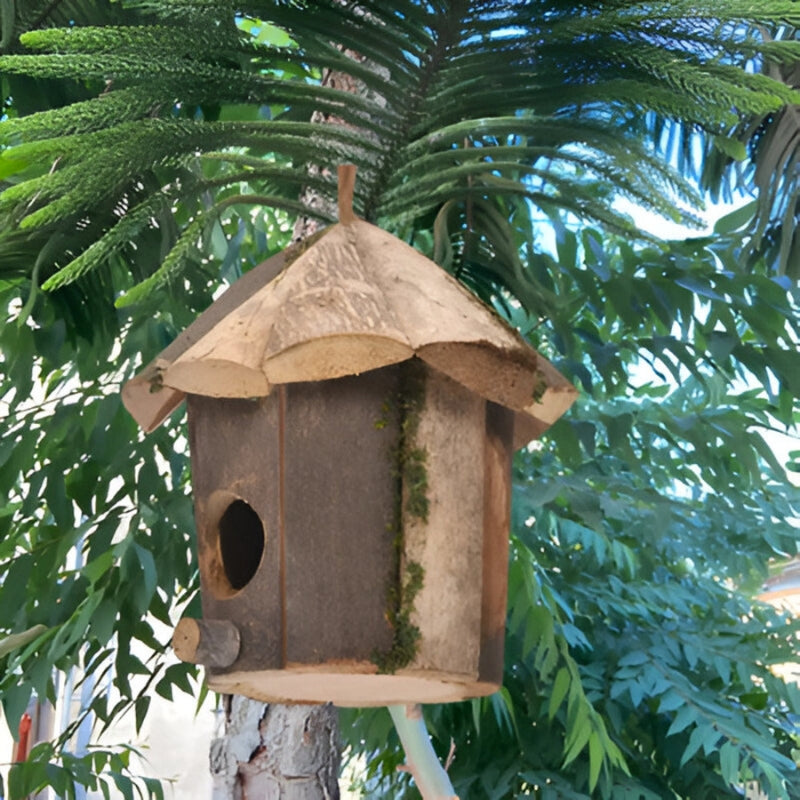Charming Wooden Bird Shelter – Rustic Design with Easy Hang Cord