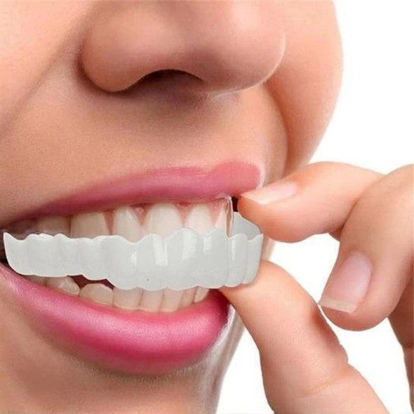 SmileSnap Clip-On Veneers – Effortless Cosmetic Teeth Cover for Instant Smile Boost