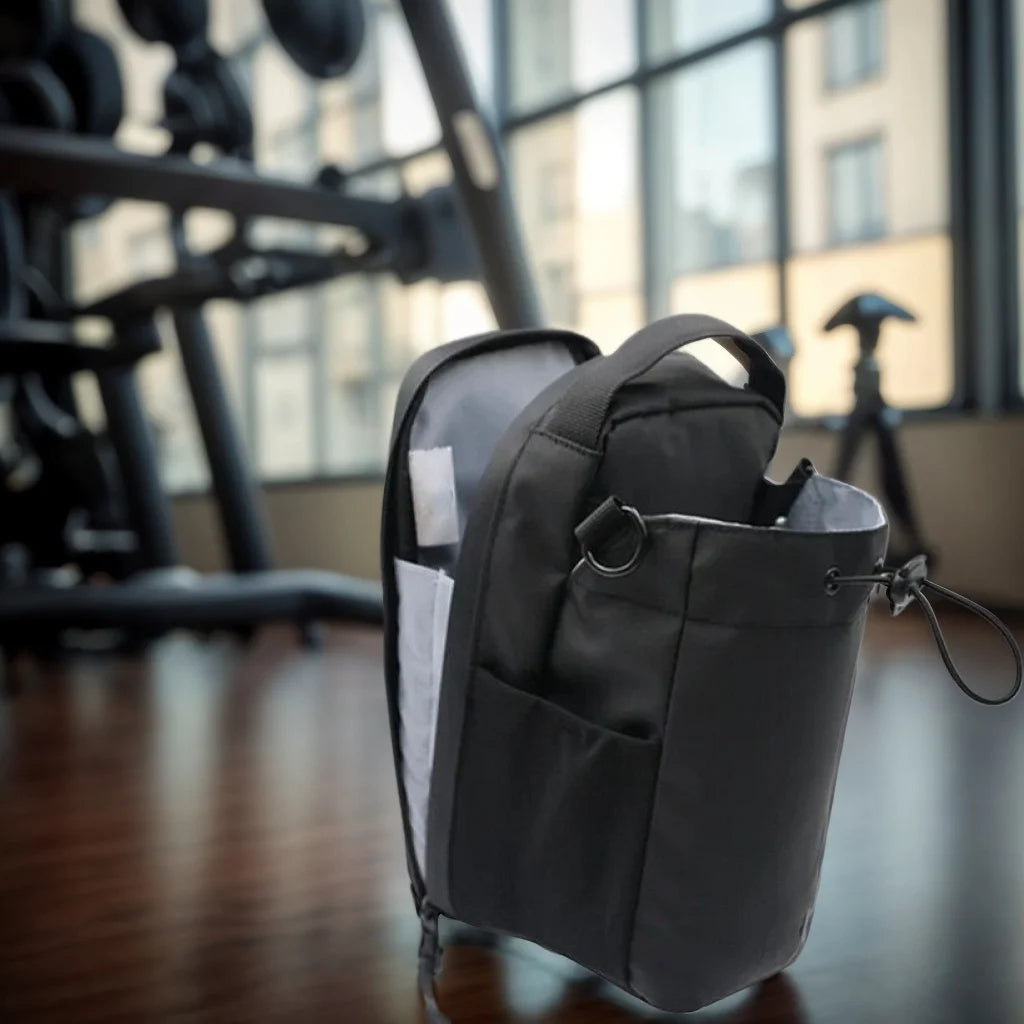 Versatile Magnetic Hydration Carrier for Active Lifestyles