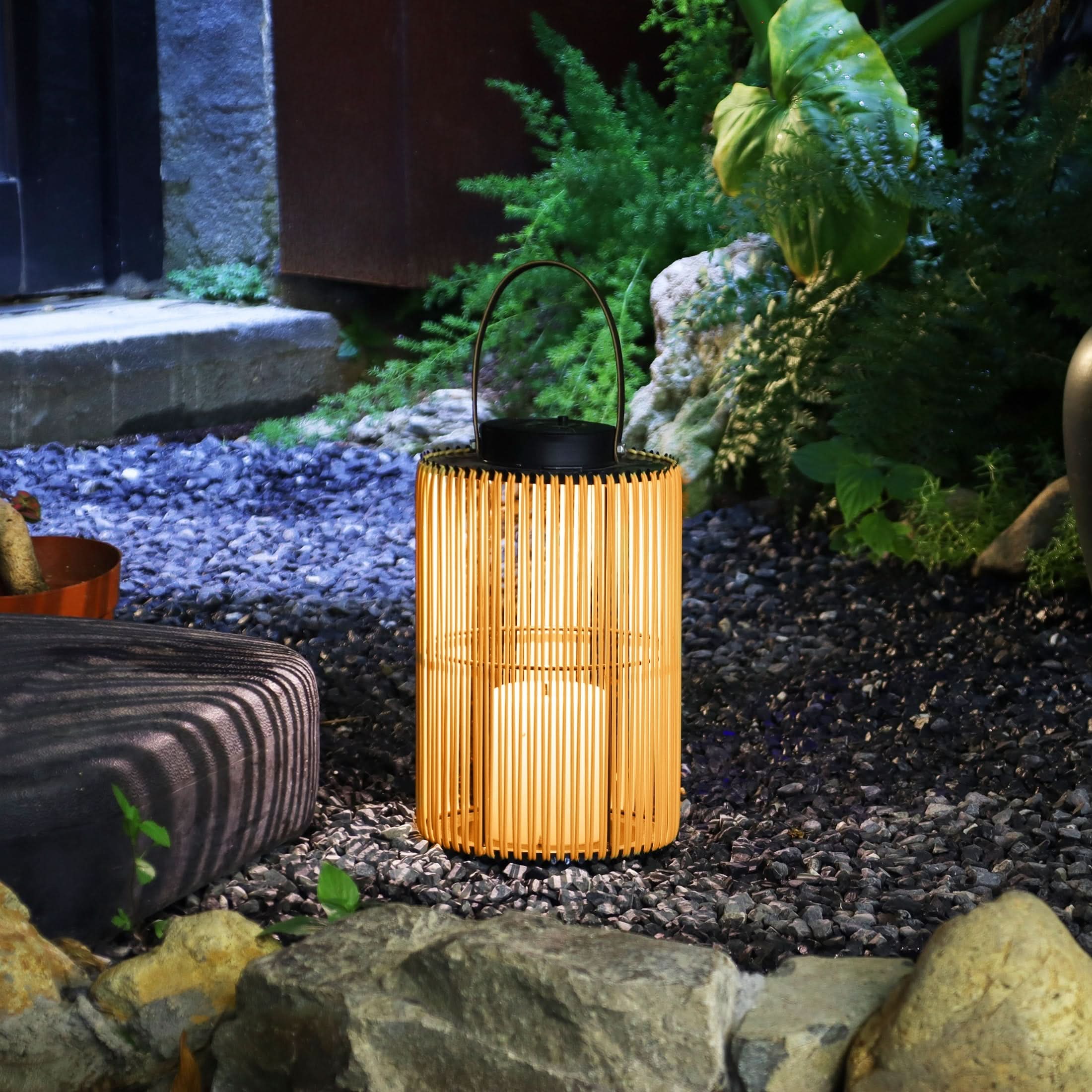 SolaraGlow – Versatile Solar Lantern for Outdoor Spaces