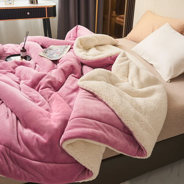 Cozy Haven – Plush Fleece Blanket for Ultimate Comfort