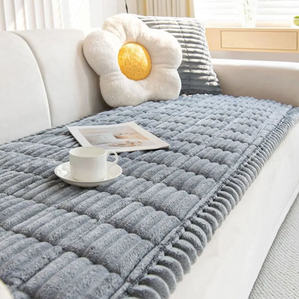Luxurious Comfort Sofa Protector Cover