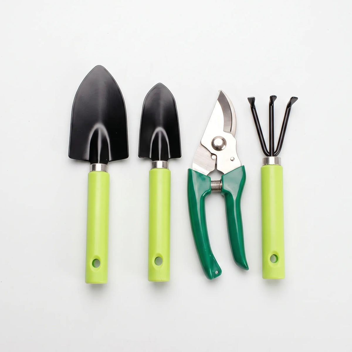 Garden Tool Set - 4 Essential Pieces for Outdoor Maintenance