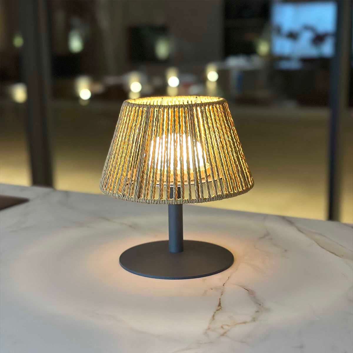 LumiGlow – Versatile LED Table Lamp for Cozy Environments