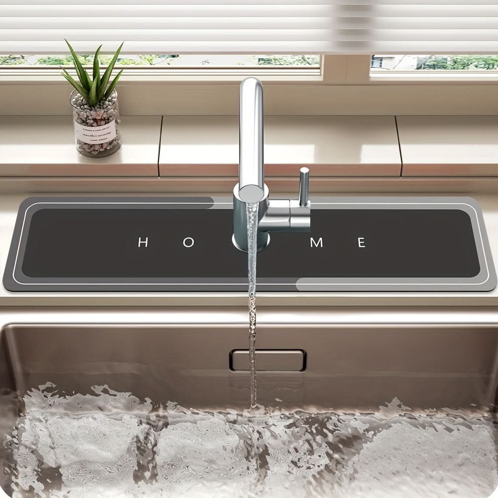 AquaGuard – Quick-Drying Faucet Splash Mat