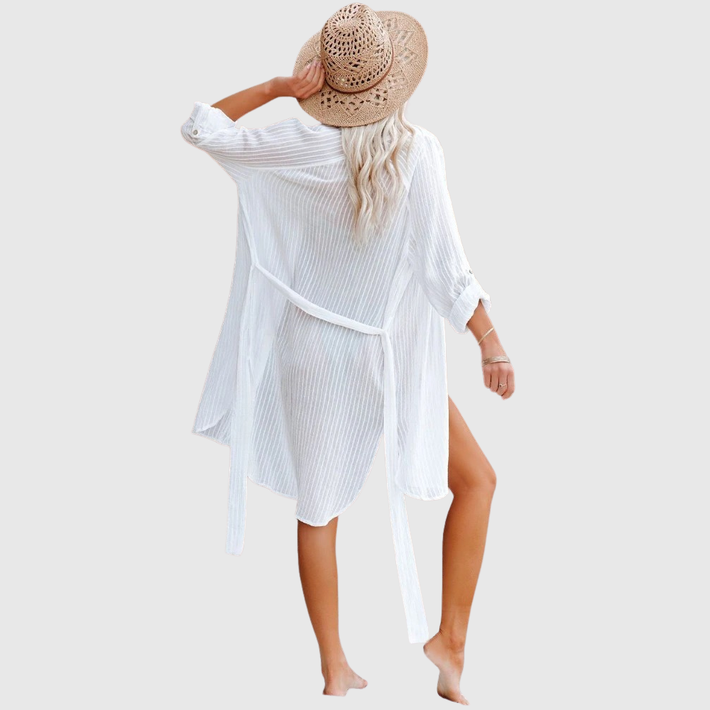Coastal Breeze – Chic Beach Cover-Up for Effortless Style