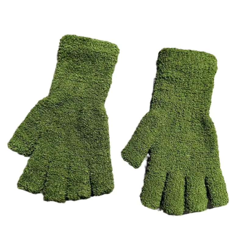 Cozy Knit Half Finger Warmers for Winter Comfort