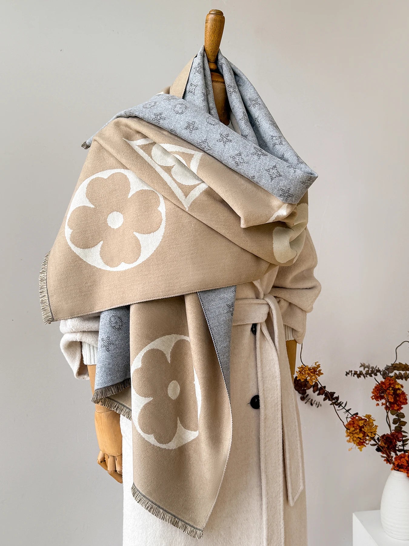 Elegant Velvet Touch Winter Scarf for Ultimate Warmth