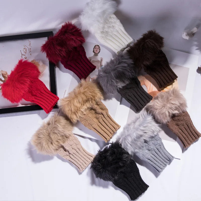 Chic Fingerless Winter Gloves with Faux Fur Trim
