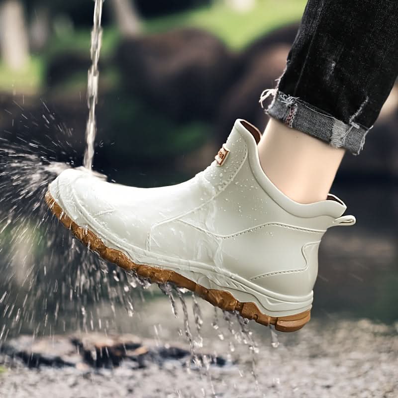 TerraGrip – Ultimate Comfort and Traction for Wet Adventures