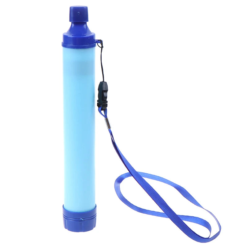 Compact Water Purification Straw for Outdoor Adventures