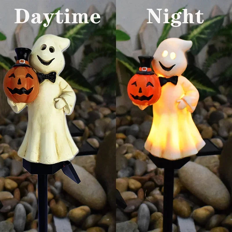 Enchanting Solar-Powered Pumpkin Lantern for Halloween