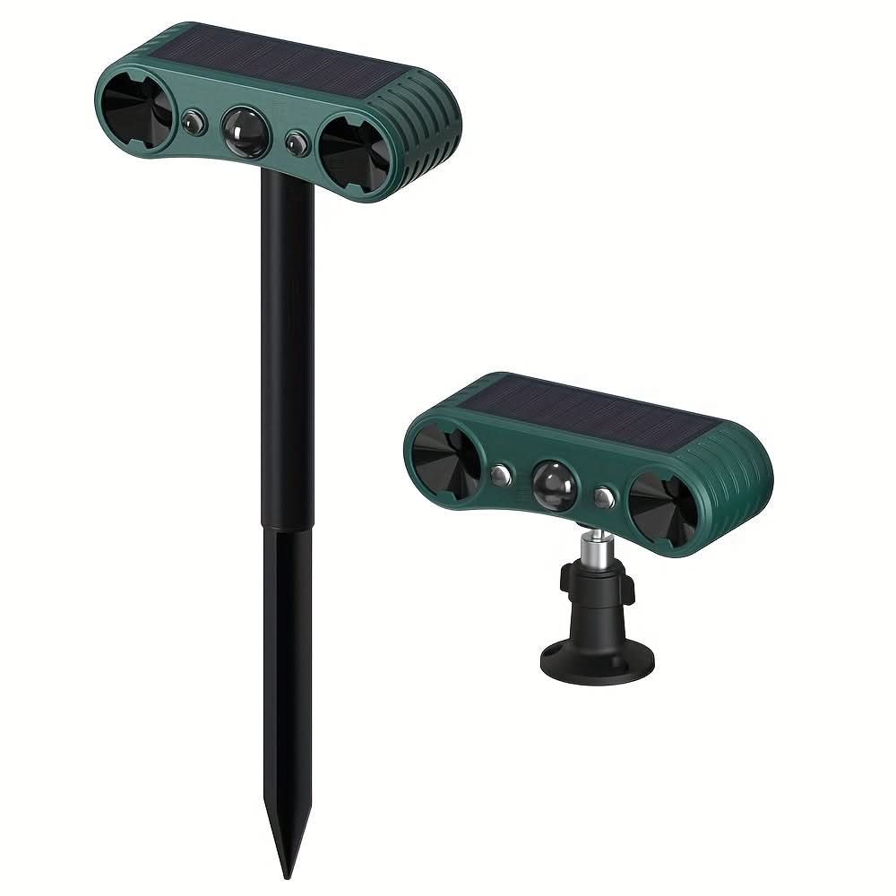 GardenGuard Pro – Smart Motion-Activated Pest Deterrent