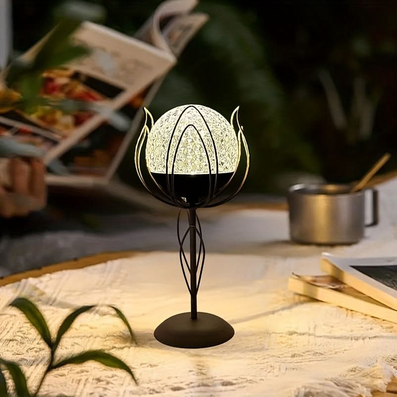 FloraGlow – Charming Outdoor Flower Light for Gardens