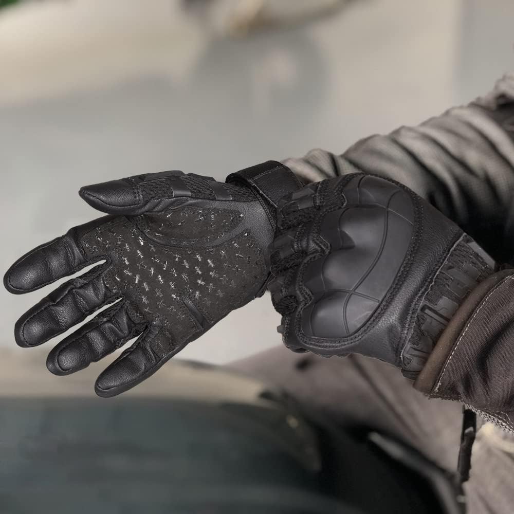 All-Weather Smart Gloves for Touchscreen Use