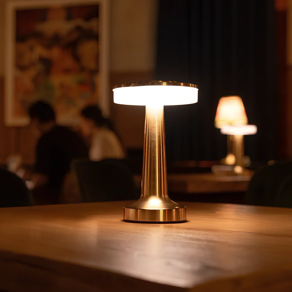 Vintage Style Cordless Table Lamp - Retro Design