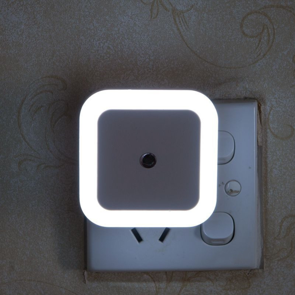 Smart Motion Activated Night Light with Outlet Plug