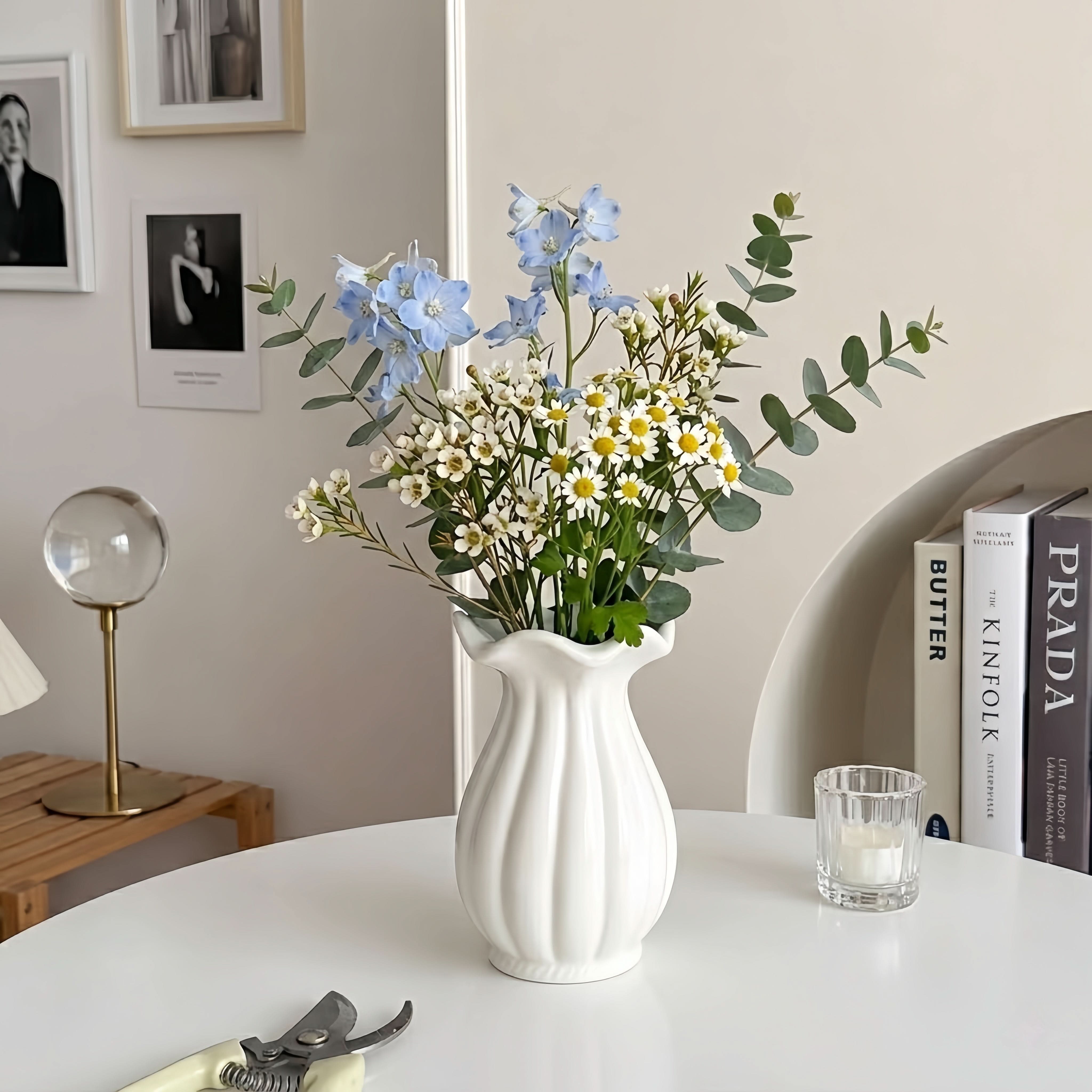Artisanal Folded Ceramic Vase for Elegant Decor