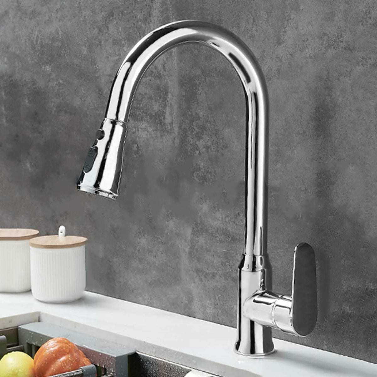 Elysian Pull-Down Kitchen Faucet for Effortless Cleaning