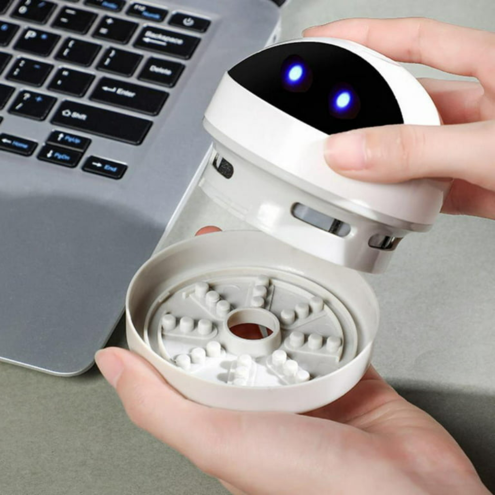Effortless USB Mini Vacuum for Your Desk